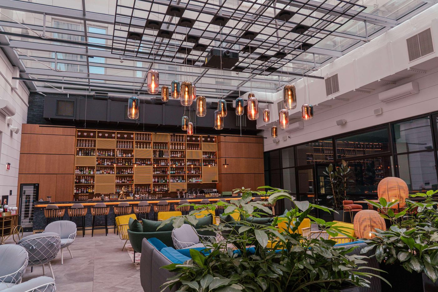 Golden-Tulip-Warsaw-Center-Bar-16