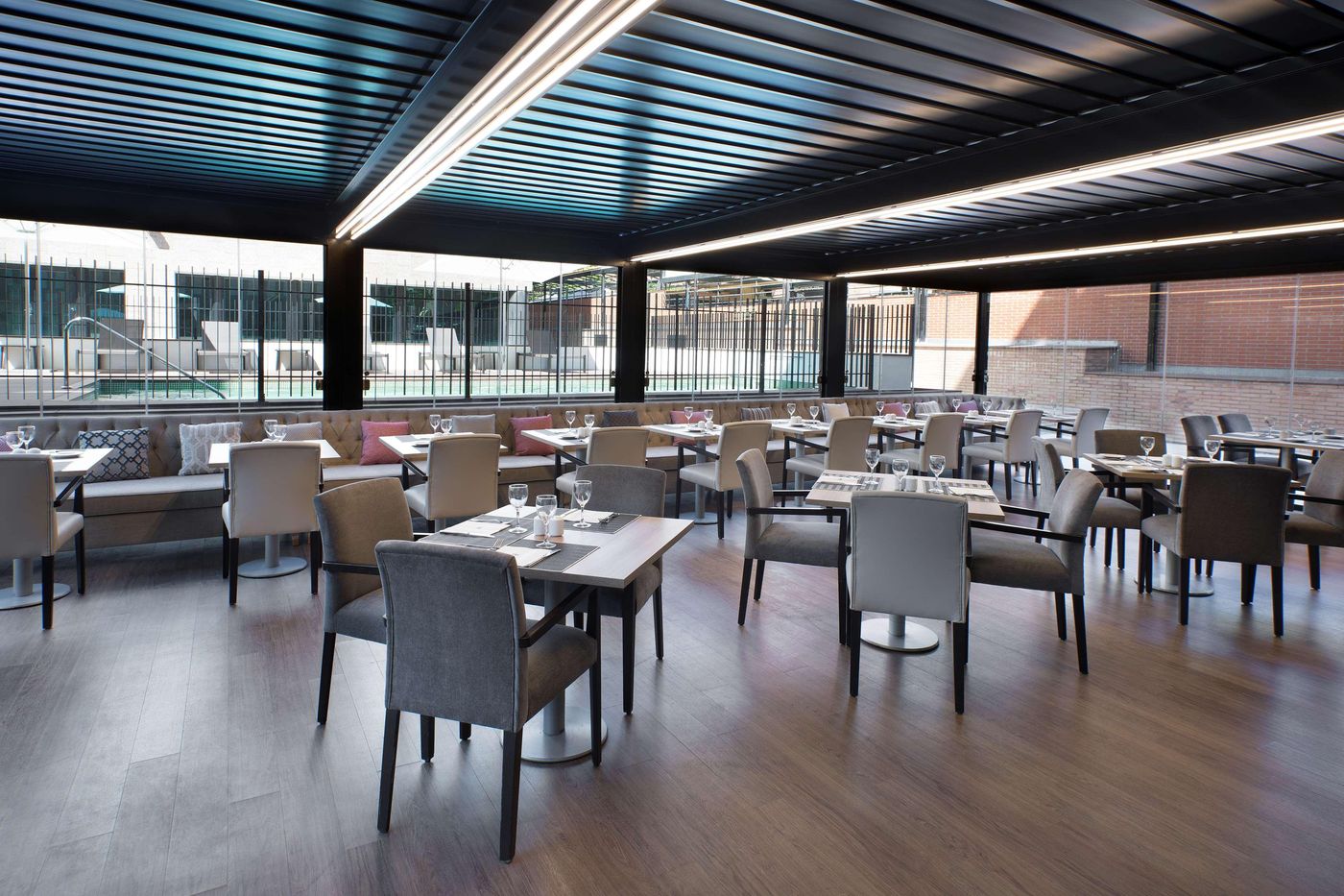 NH-Madrid-Barajas-Airport-Restaurant-24