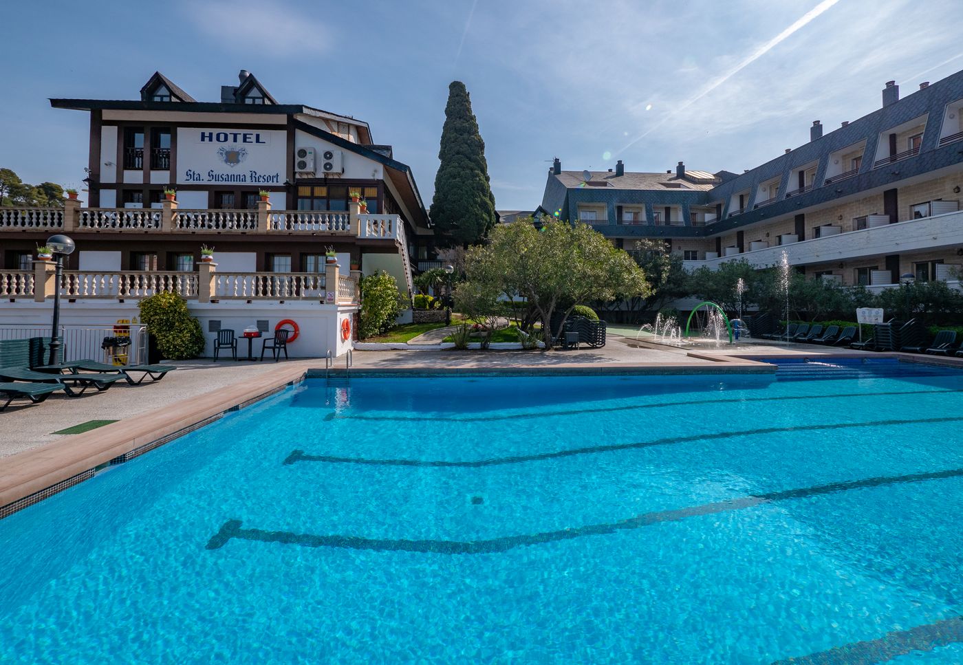 Santa Susanna Resort