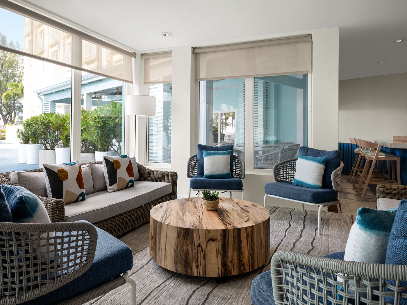 Courtyard Nassau Downtown/Junkanoo Beach-Bahamas-Nassau-Lobby-10