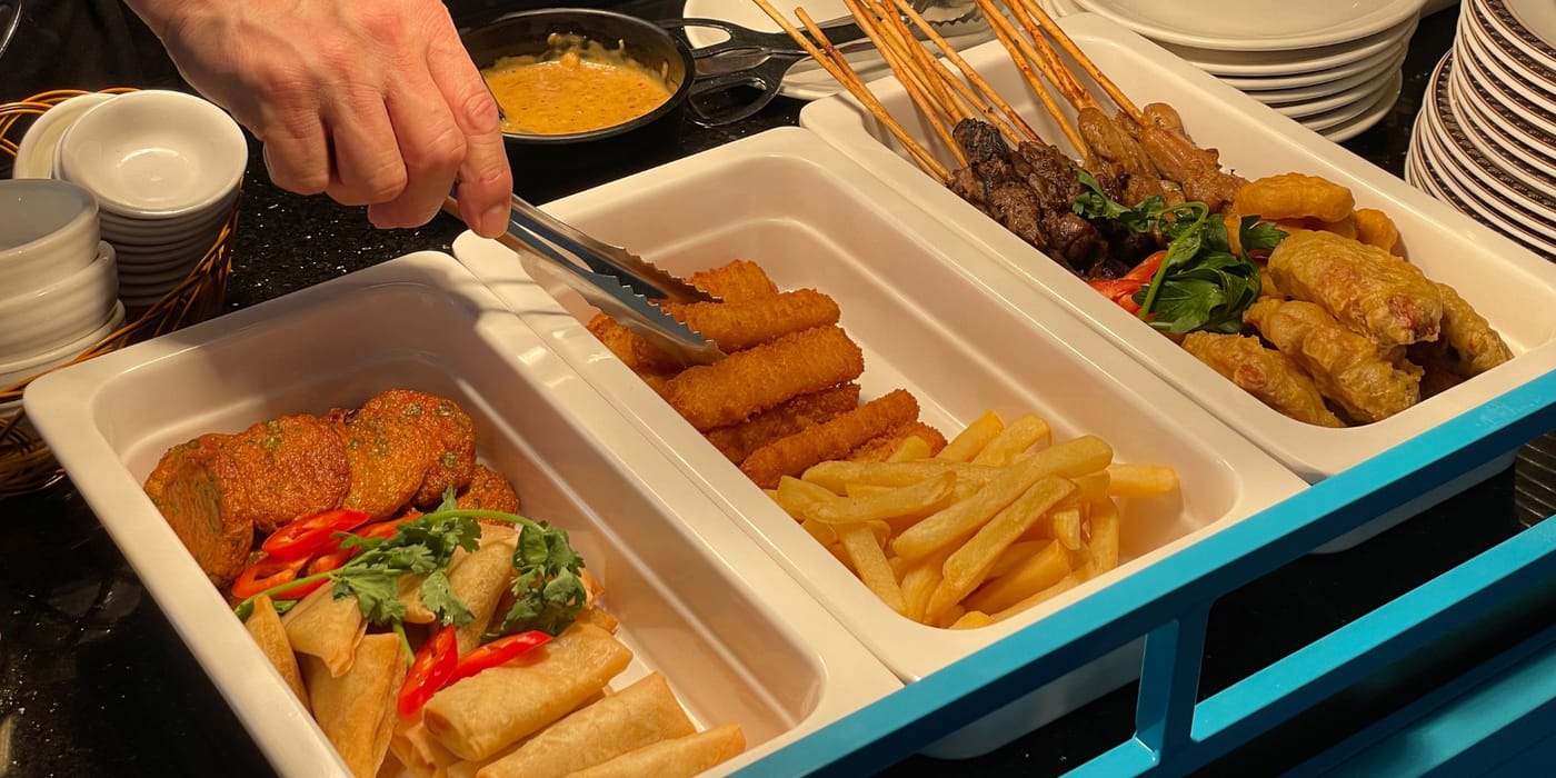 Dorsett-Tsuen-Wan-Hong-Kong-Bar-33