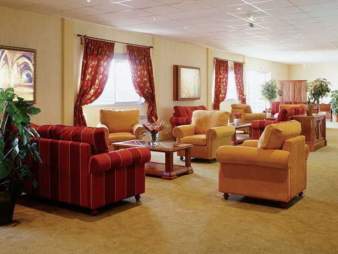 Marriott-s-Village-d-lle-de-France-Lobby-11