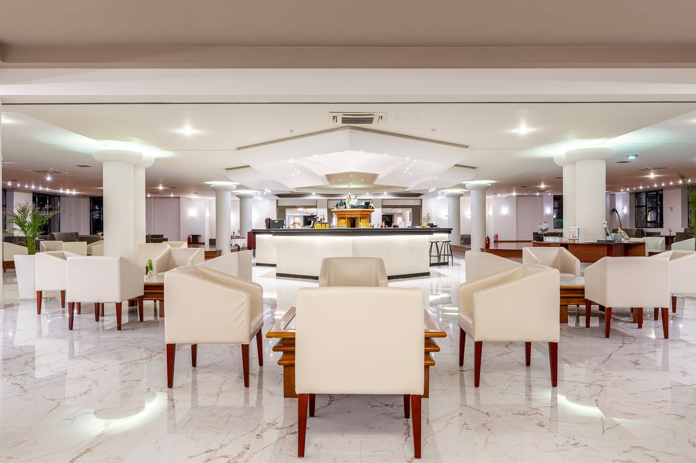 Athina-Palace-Resort---Spa-Bar-61