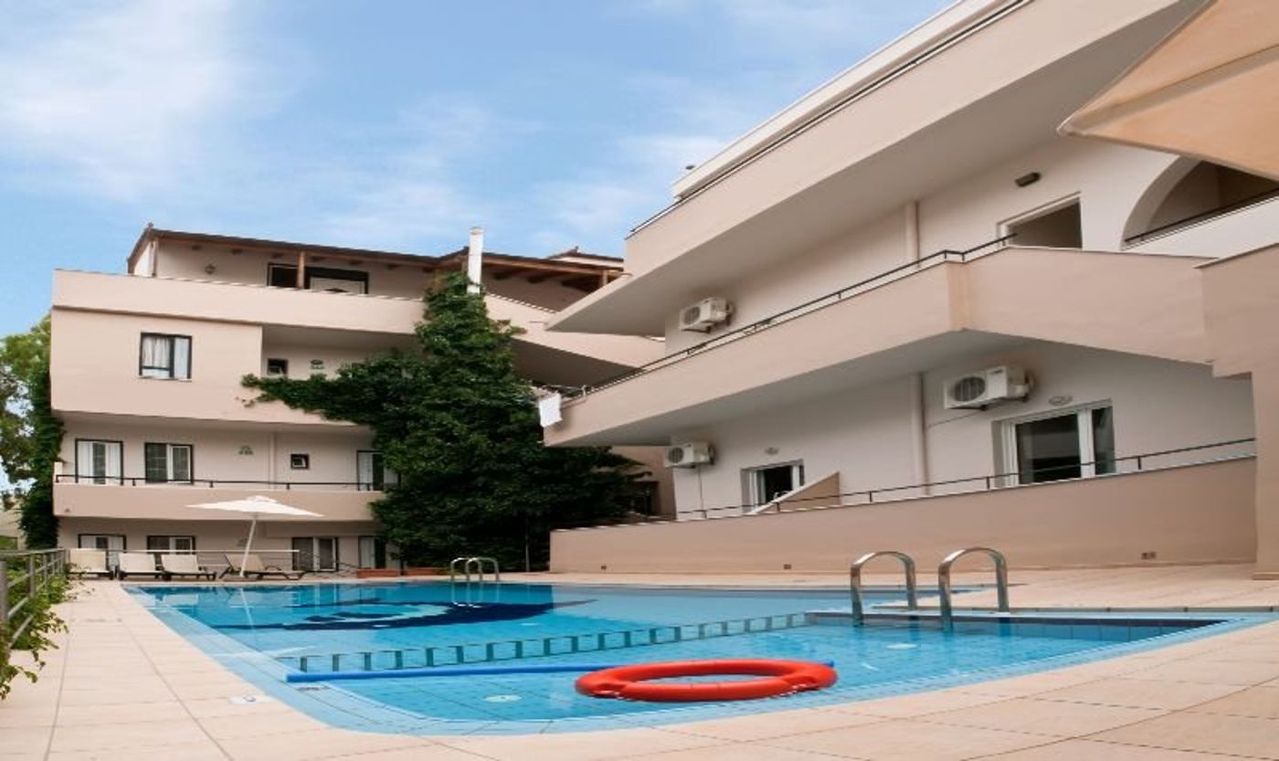 Zorbas-Apartments-General-view-1