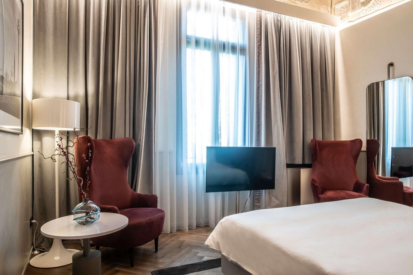 Radisson-Collection-Hotel-Palazzo-Nani-Venice-Room-37