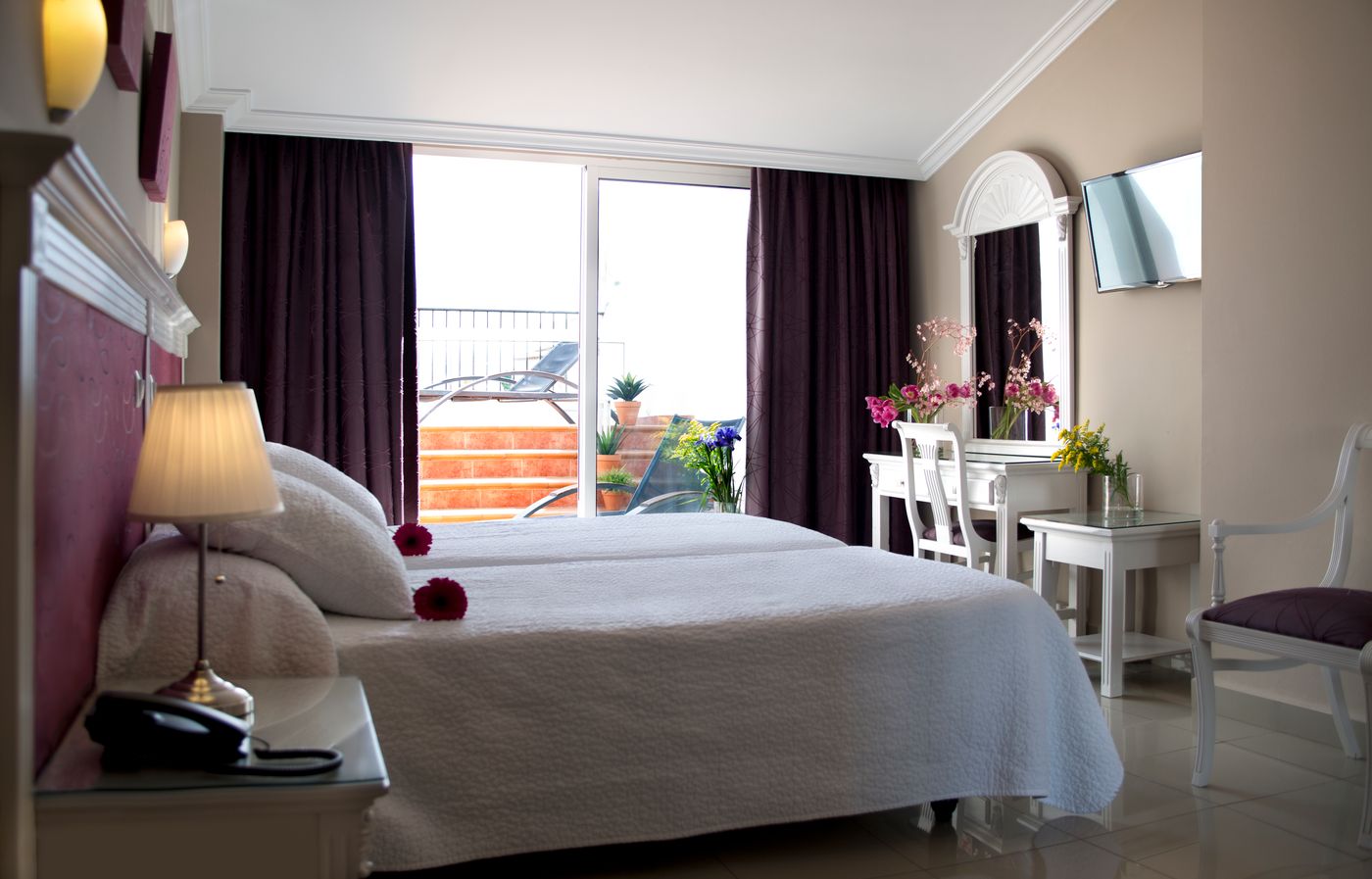 Plaza-Cavana-Room-45