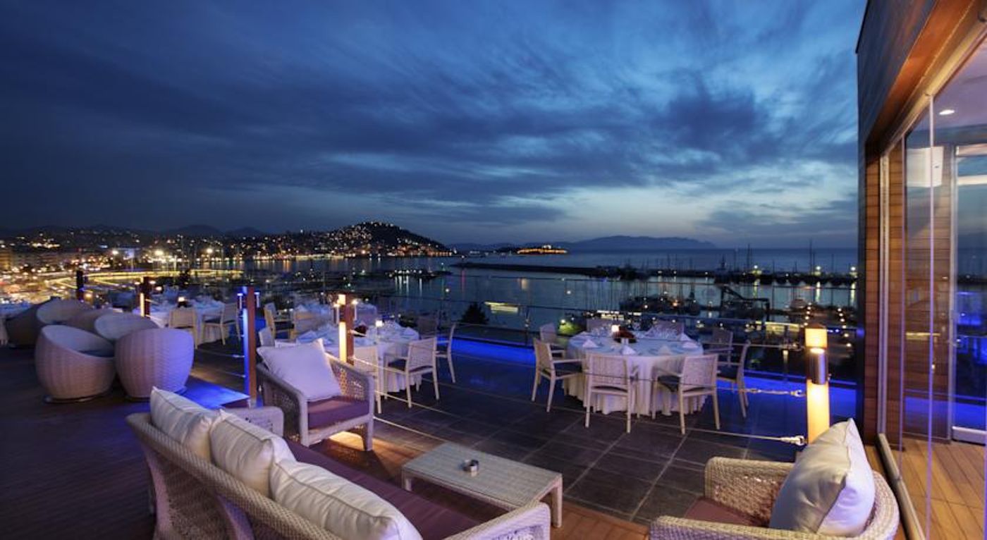 Double Tree By Hilton Kusadasi