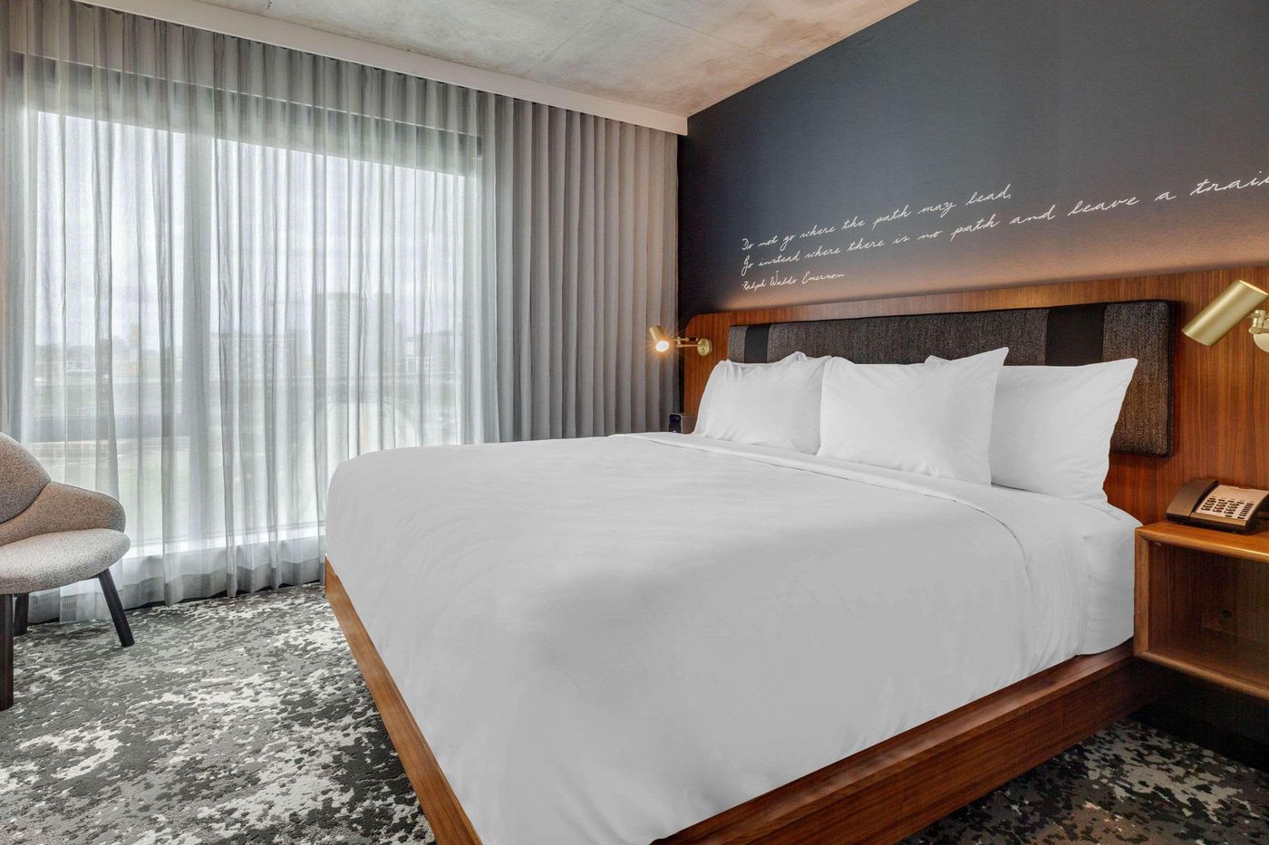 Cambria-Hotel-Boston-Downtown-South-Boston-Room-30