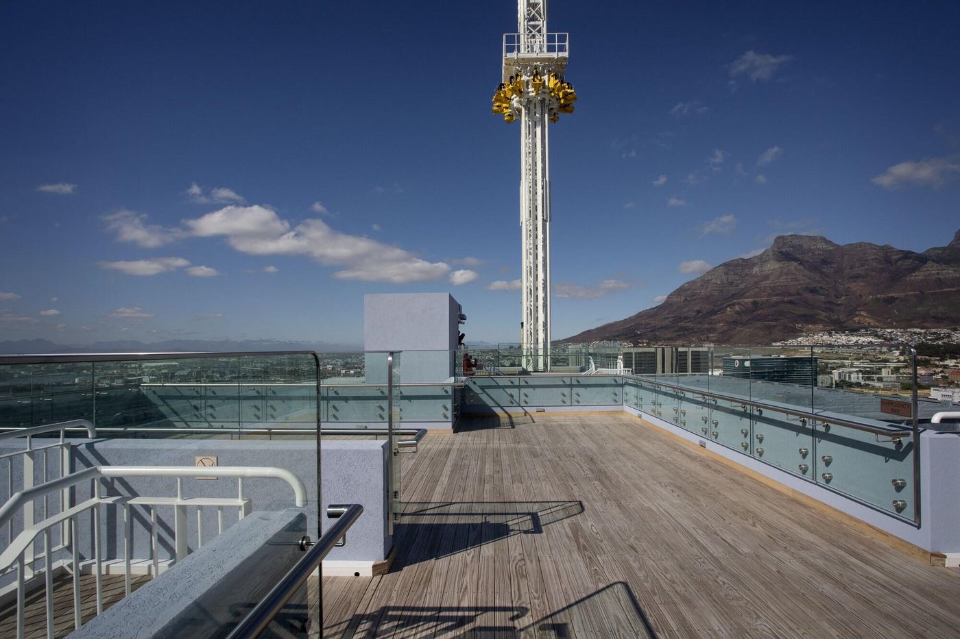 Hotel-Sky-Cape-Town-Sports-and-Entertainment-6