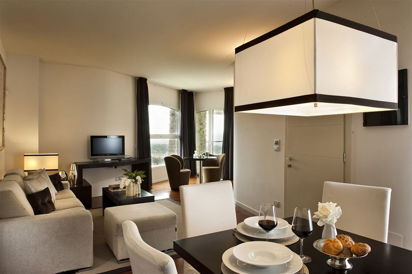 Eden-Rock-Resort-Room-5