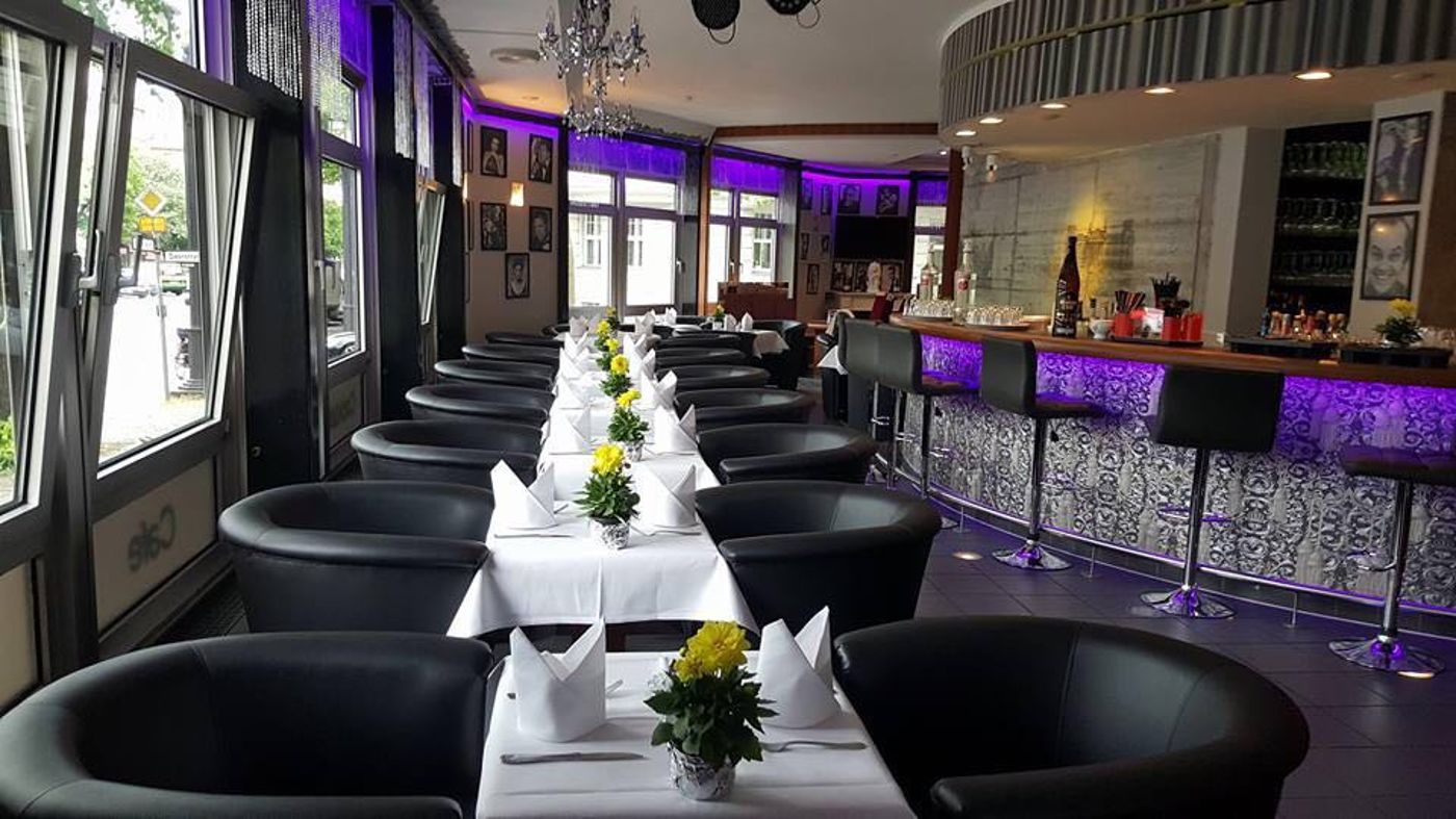 enjoy-Hotel-am-Studio-Bar-11