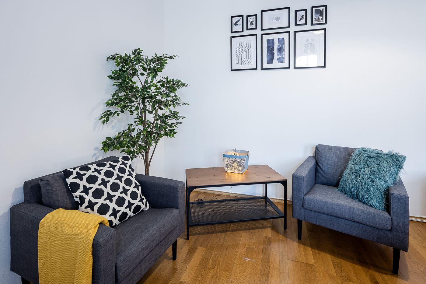 Vagabond-Downtown-Room-7