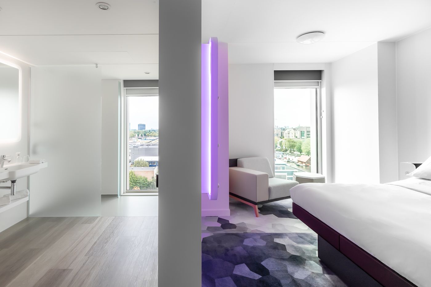 Yotel-Amsterdam-Room-30