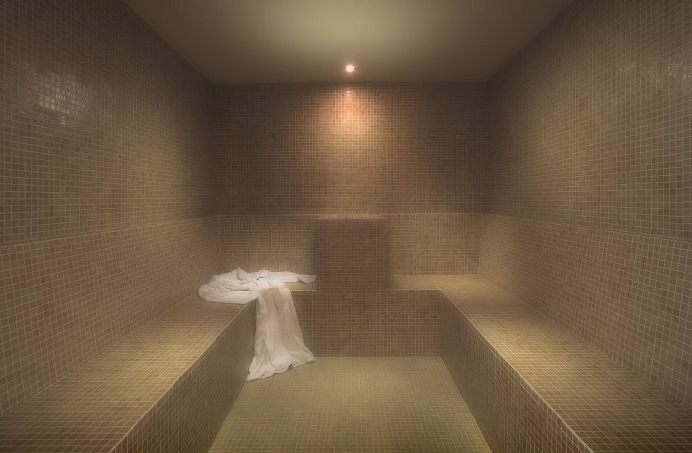 H10-Tenerife-Playa-Sports-and-Entertainment-39