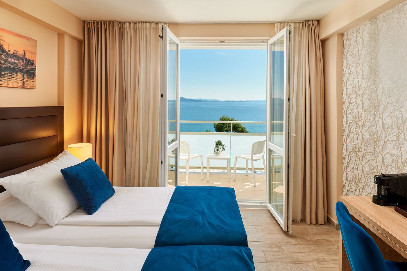 Hotel-Pinija-Petrecane-Room-16