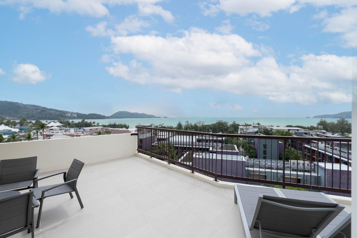 Andaman-Embrace-Patong-Room-85