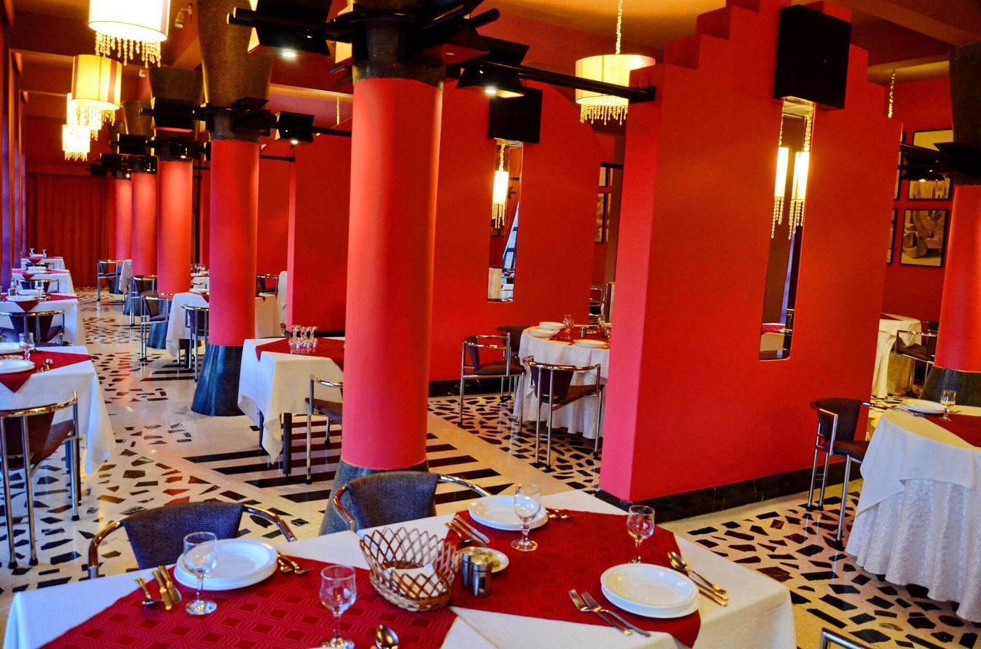 El-Pueblo-Tamlelt-Restaurant-46