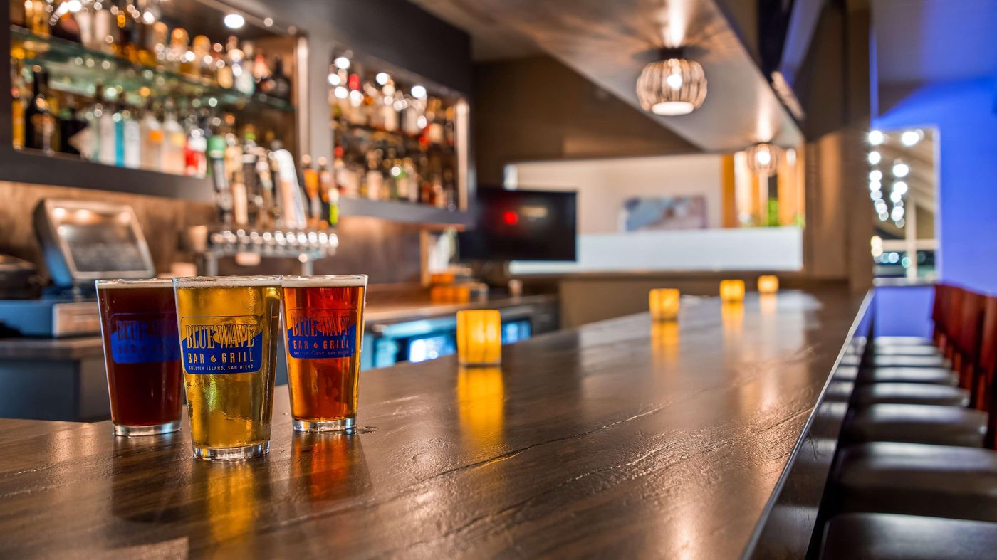 Best Western Plus Island Palms Hotel & Marina - United States - San Diego - Bar - 2