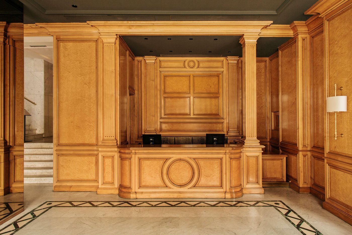 Hotel-Villa-Real-Lobby-9