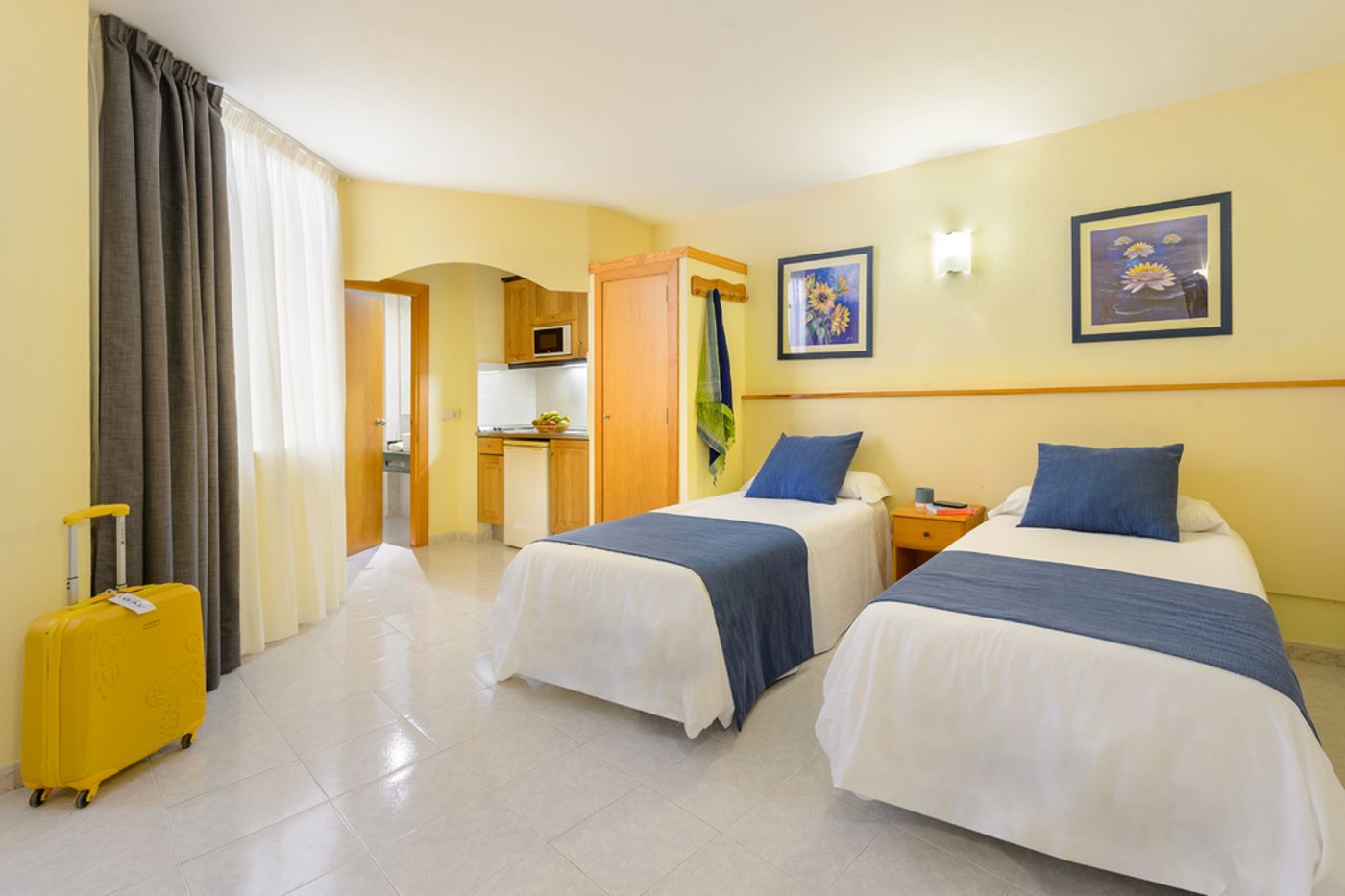 Vibra Tropical Garden Apartments