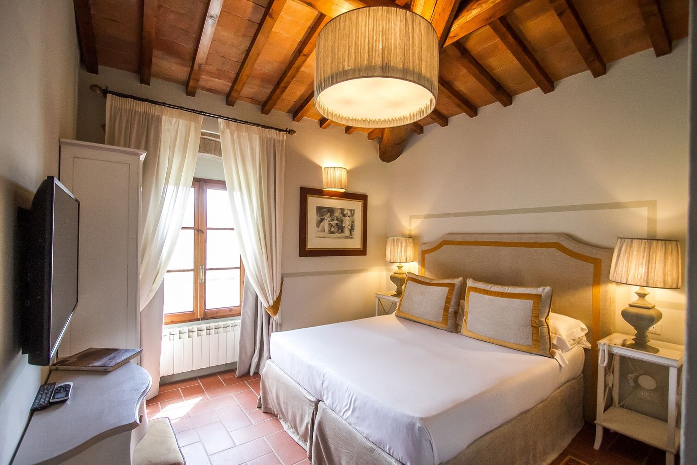 Relais-Villa-Olmo-Food-and-Wine-Resort-Room-13