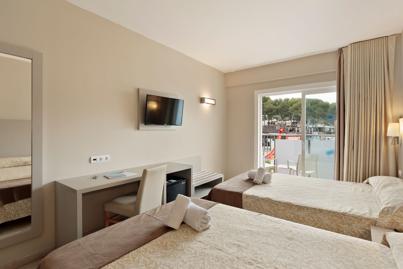 Hotel-Best-Cap-Salou-Room-30