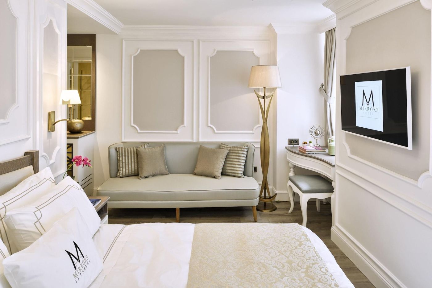 Mirrors-Hotel-Taksim-Room-25