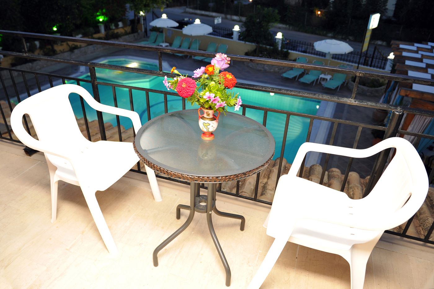 Makis-Apartments-Room-16