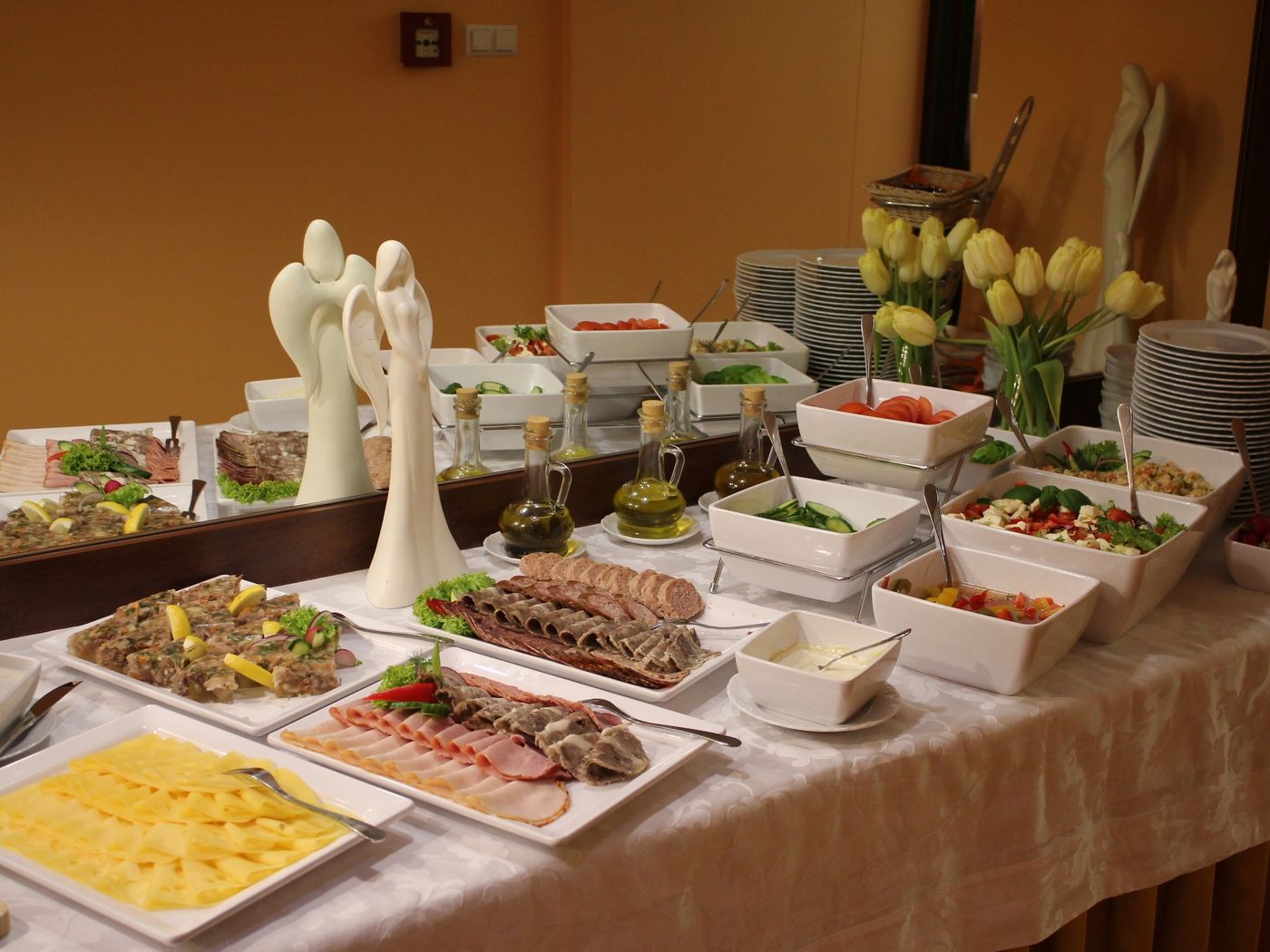 Domus-Mater-Restaurant-43