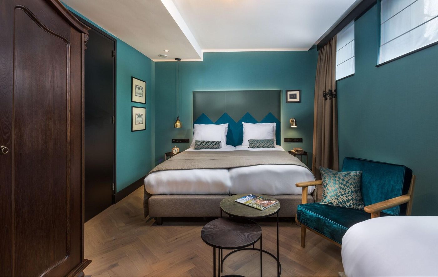 The-Hendrick-S-Hotel-Room-17