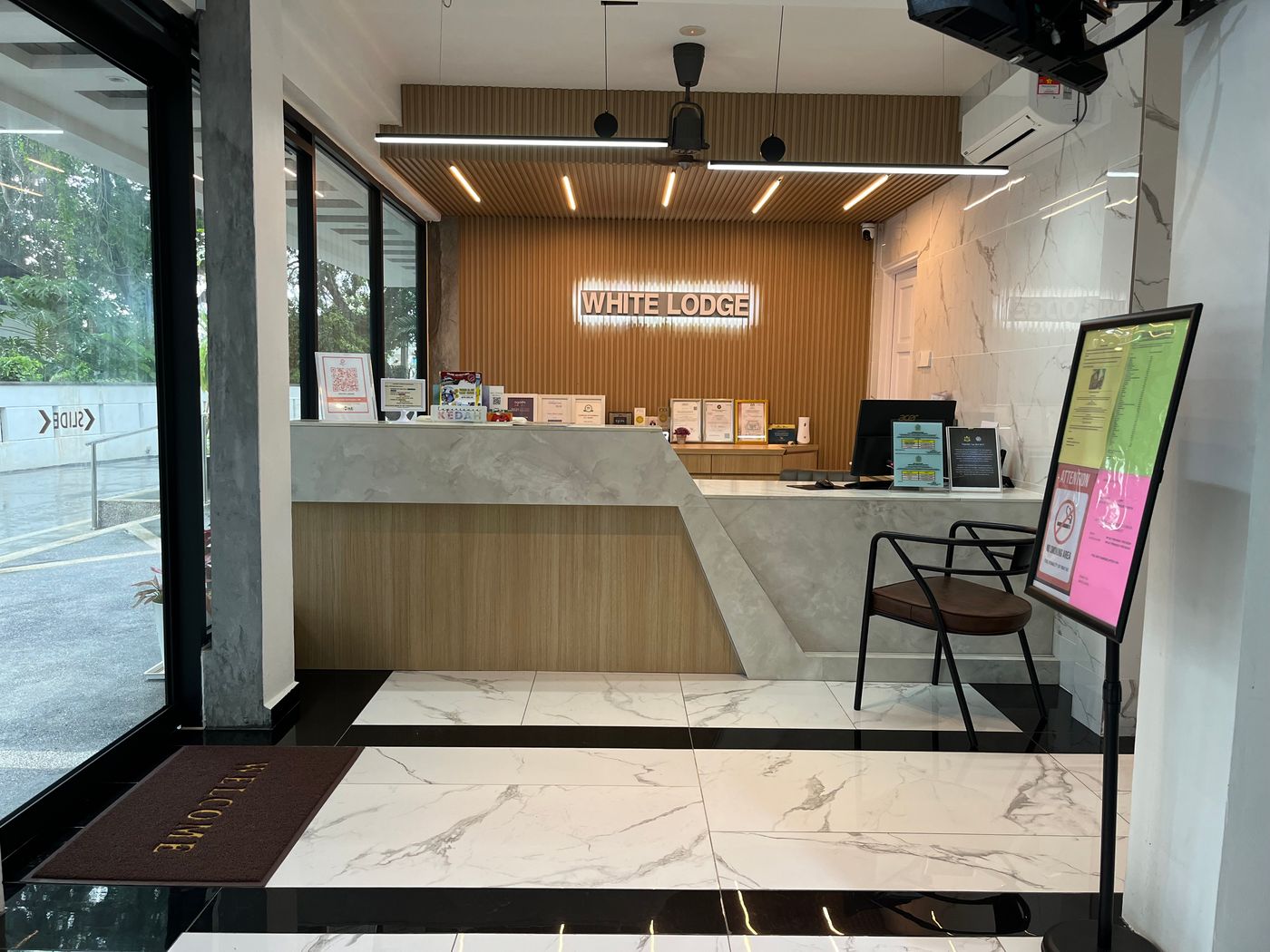 White Lodge-Malaysia-LANGKAWI-Lobby-7