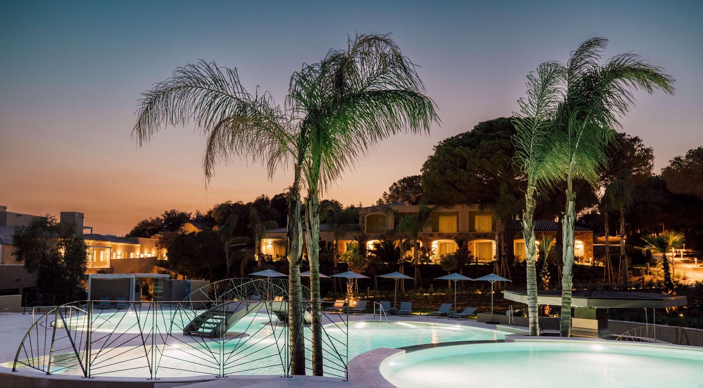 7Pines-Resort-Sardinia-Pool-11