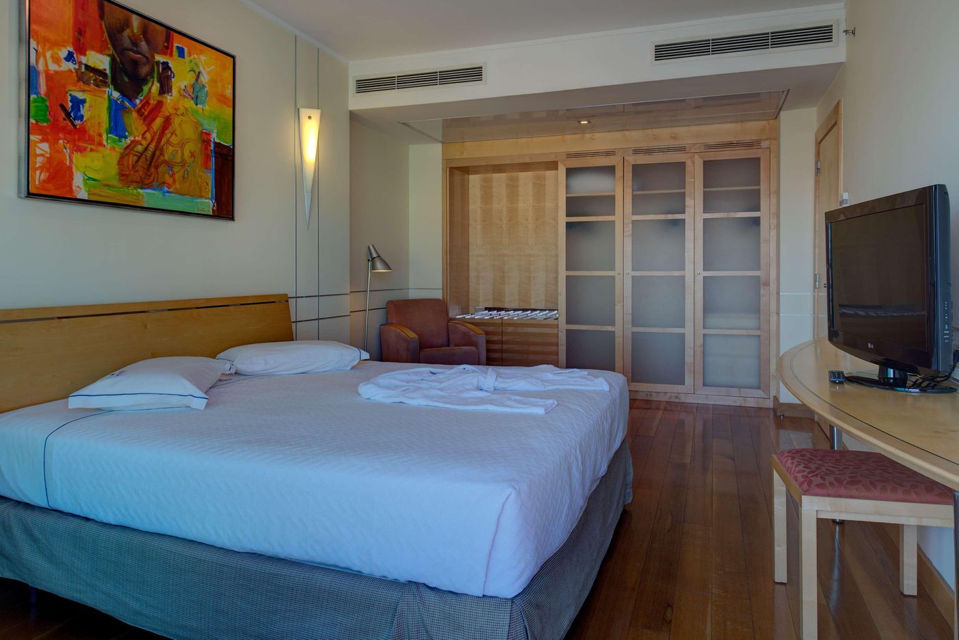 VIP-Executive-Entrecampos---Hotel---Conference-Room-19