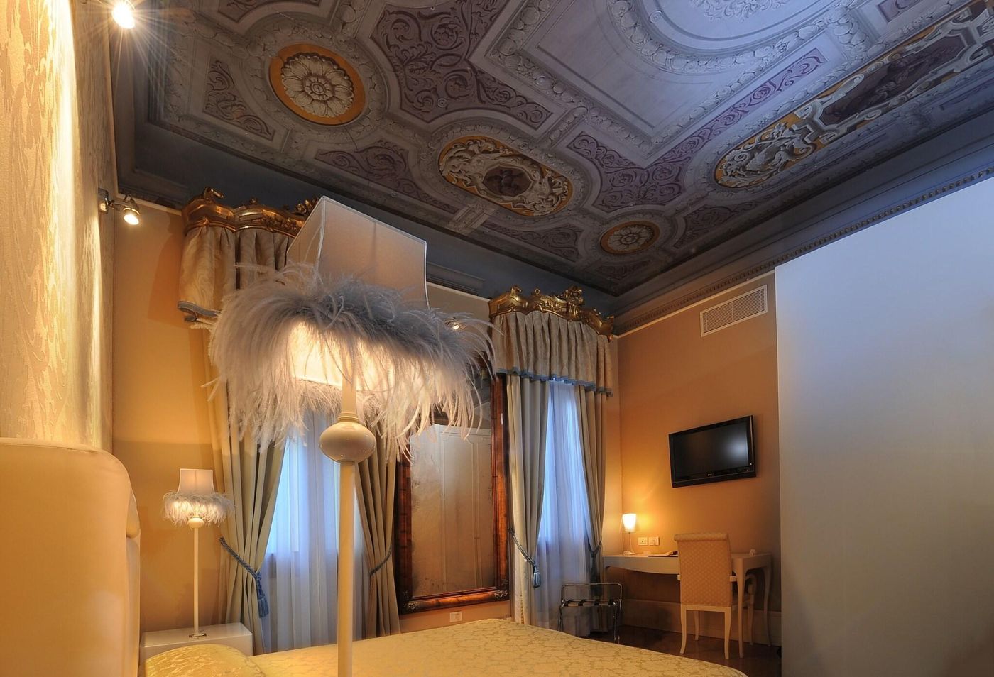 Ai-Due-Principi-Hotel-Room-13