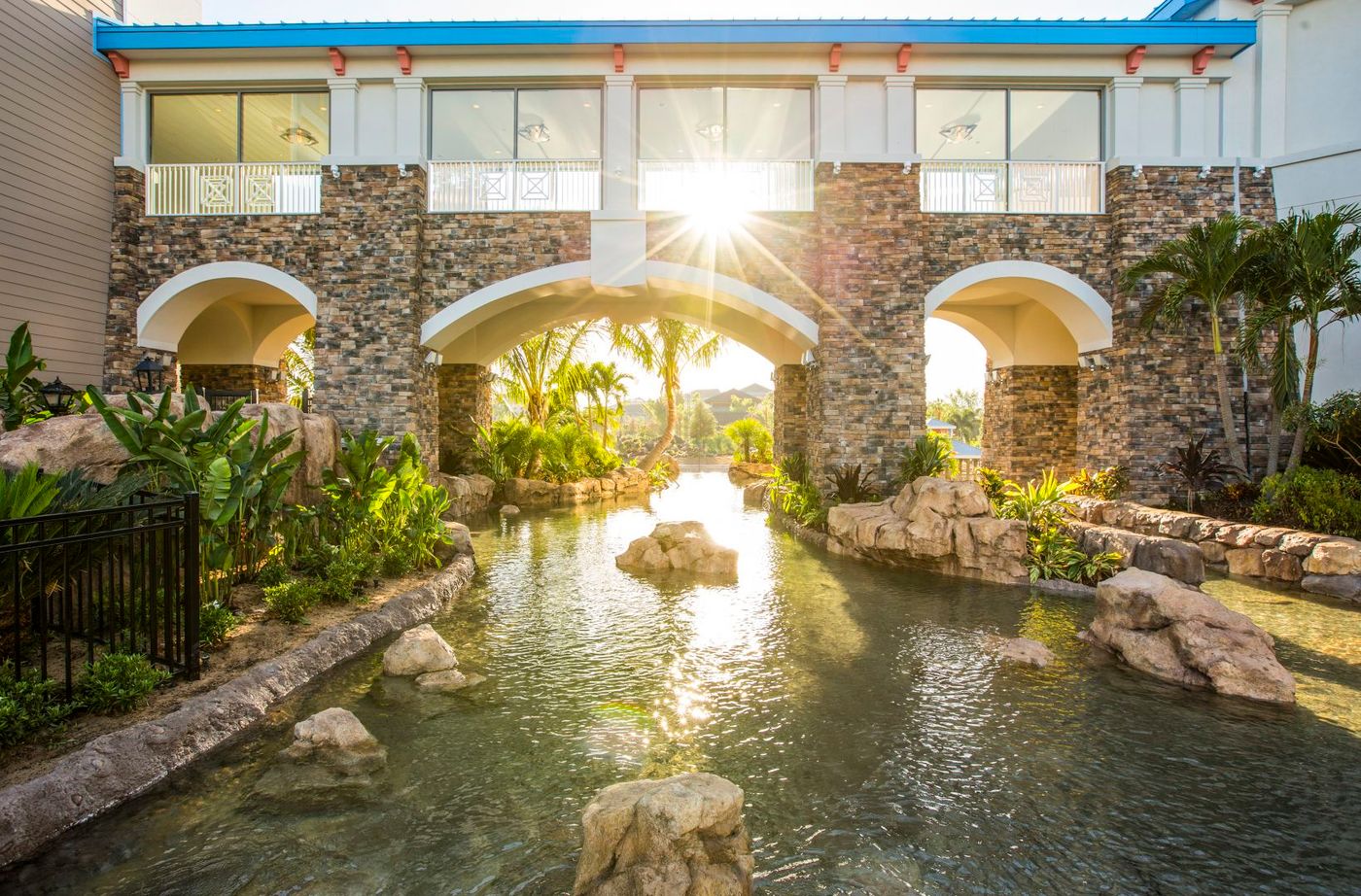Loews Sapphire Falls Resort