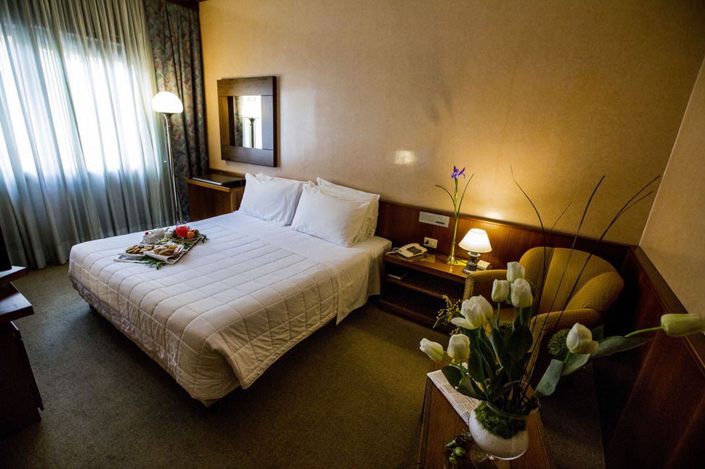 Royal-Palace-Room-17