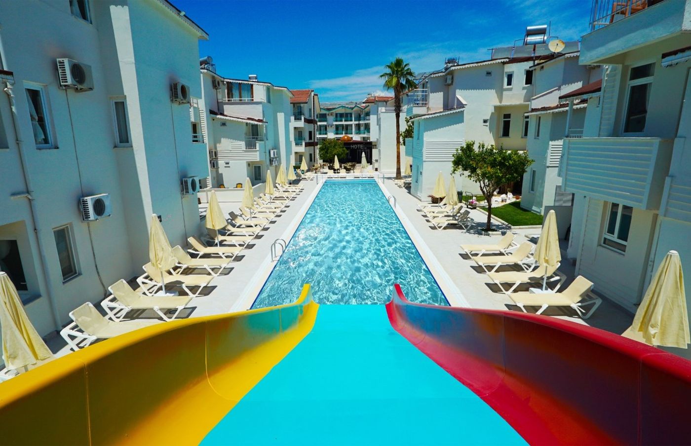 SMILE HOTEL (ex Park Side Hotel)