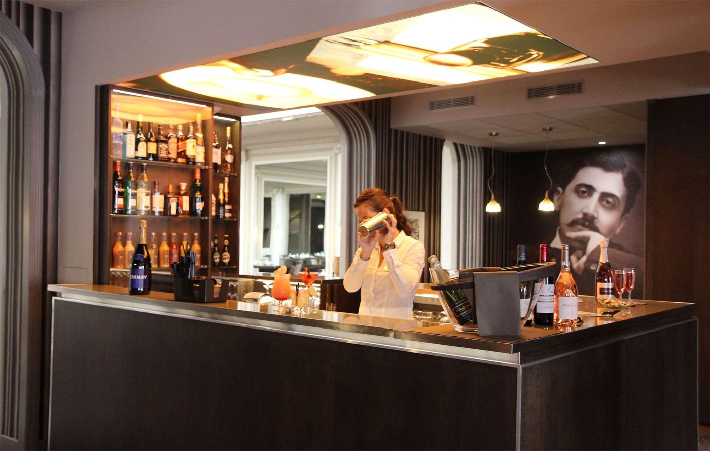 Hotel-Litteraire-Le-Swann--BW-Premier-Collection-Restaurant-17