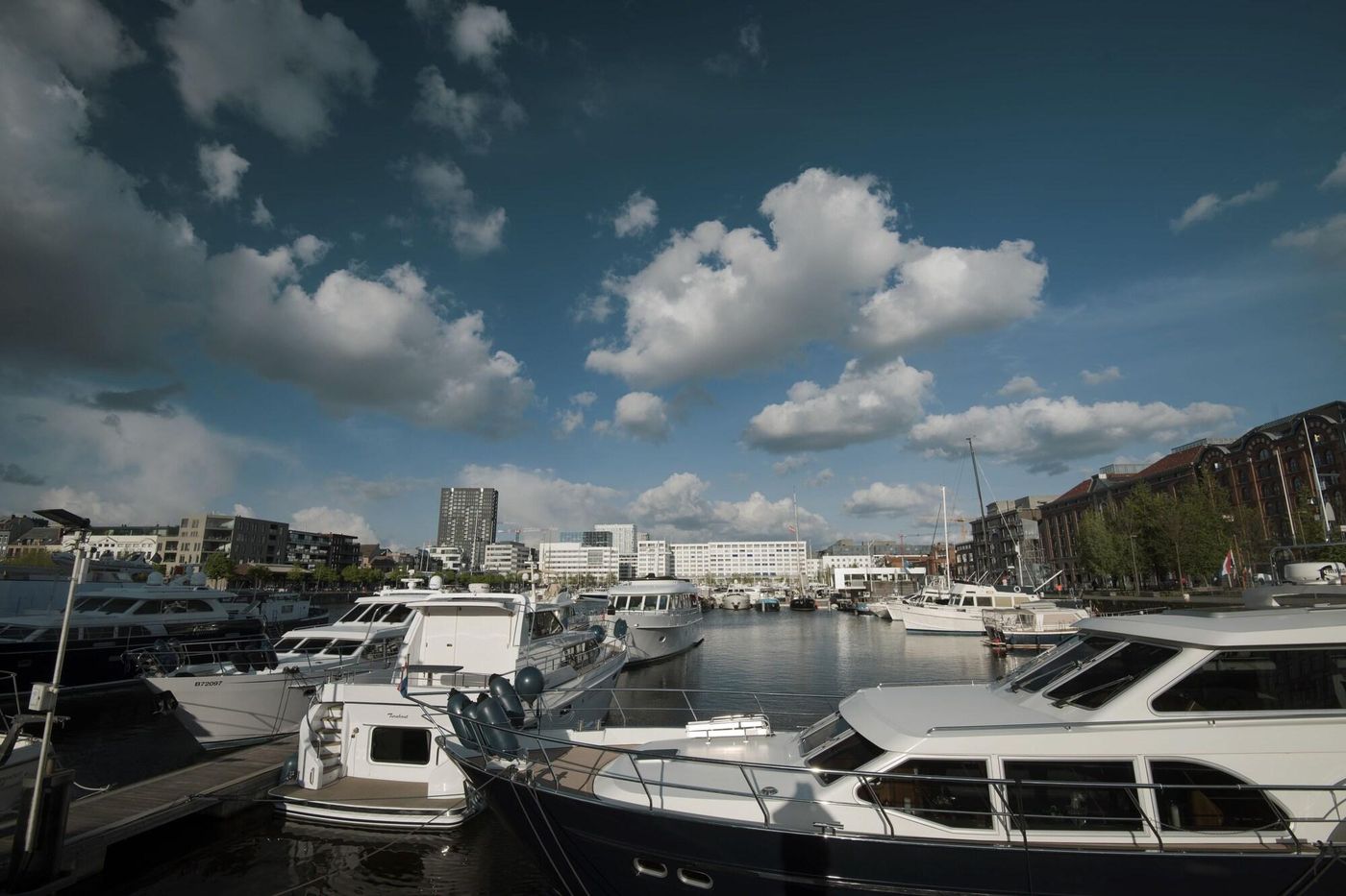 U Eat & Sleep Antwerp-Belgium-Antwerp-General view-4