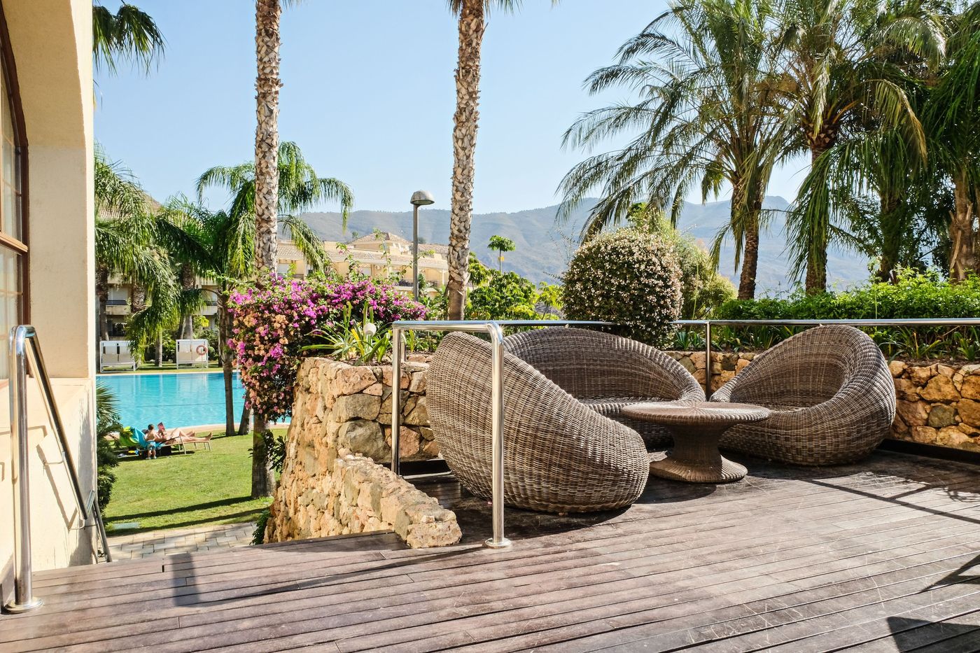 Hotel-Envia-Almeria-Spa---Golf-Pool-4