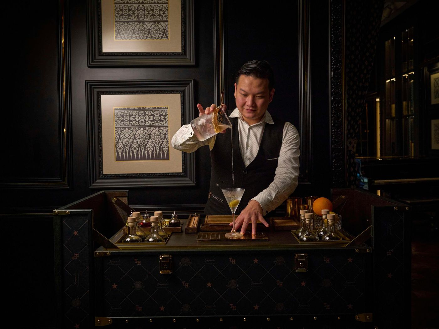 Sindhorn-Kempinski-Bangkok-Bar-27