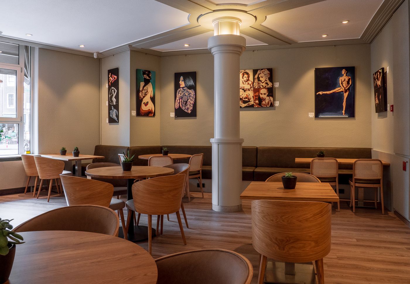 WestCord-City-Centre-Hotel-Amsterdam-Lobby-8