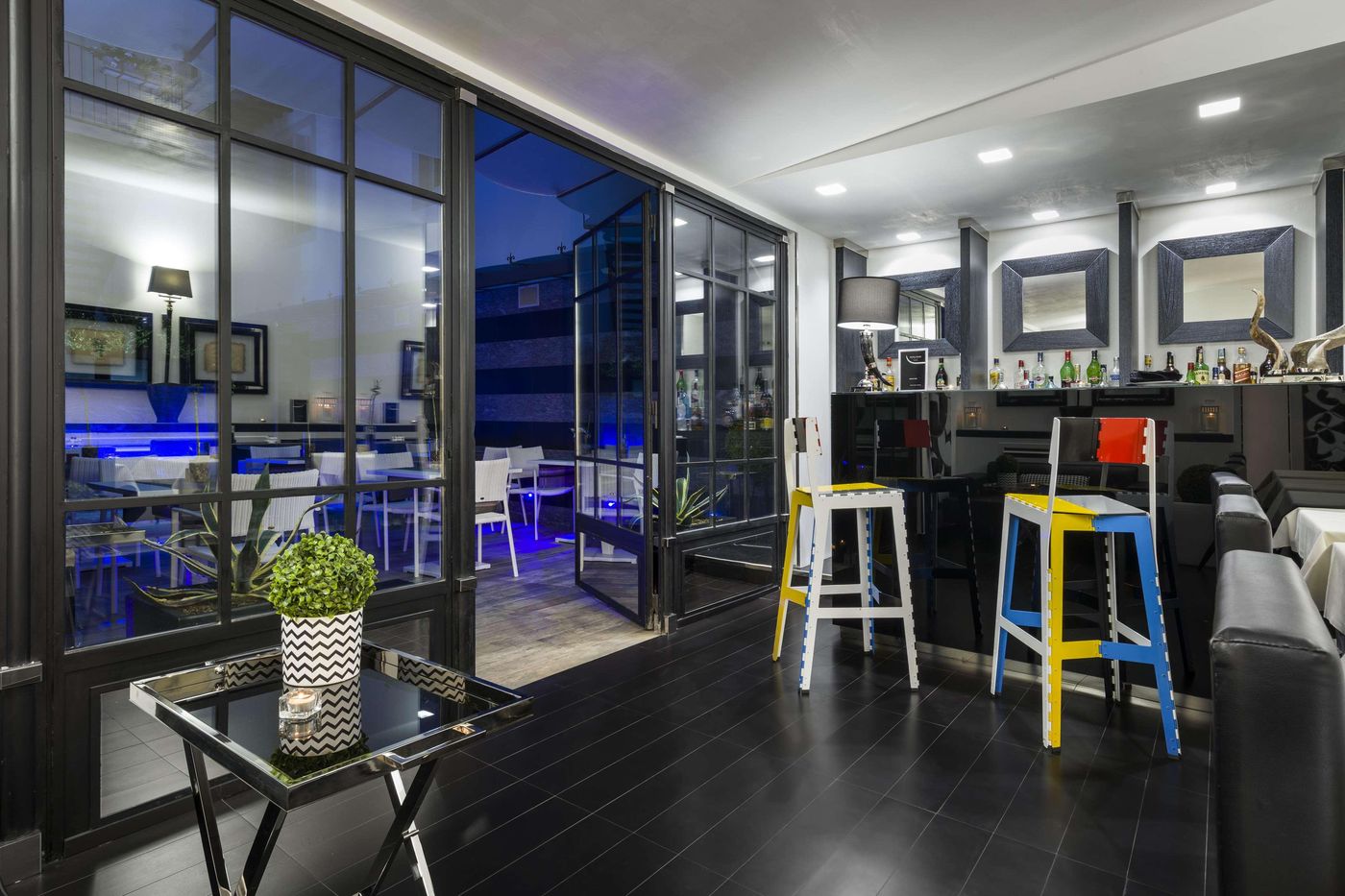 Lhp-River-Boutique-Hotel---Spa-Bar-2