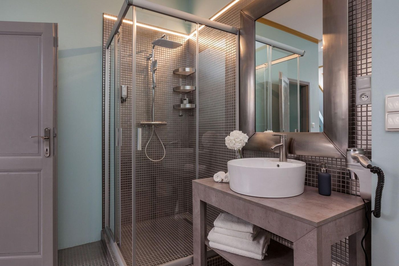 Gorgeous-Prague-Rooms-Room-42