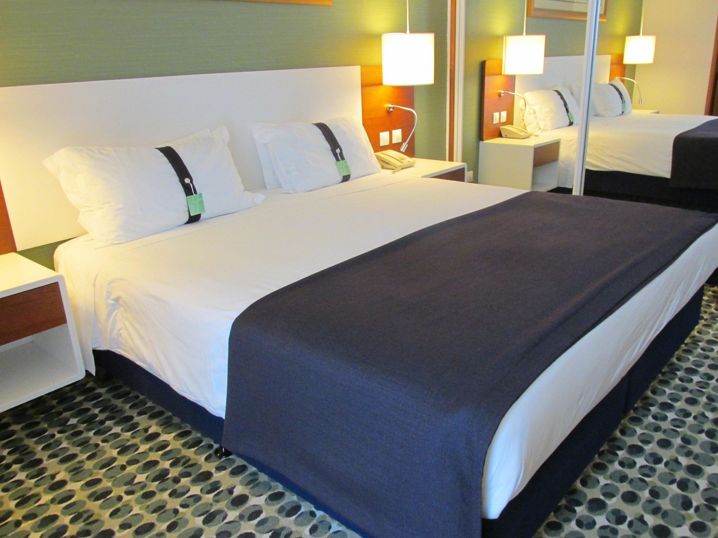 Holiday-Inn-Algarve-Room-22