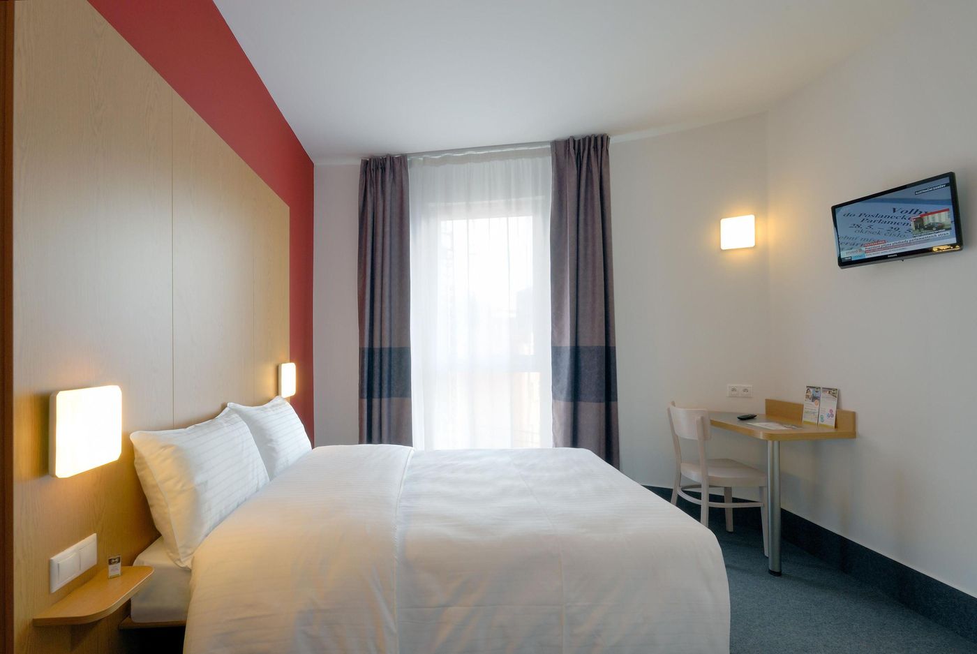 B-B-Hotel-Prague-City-Room-12