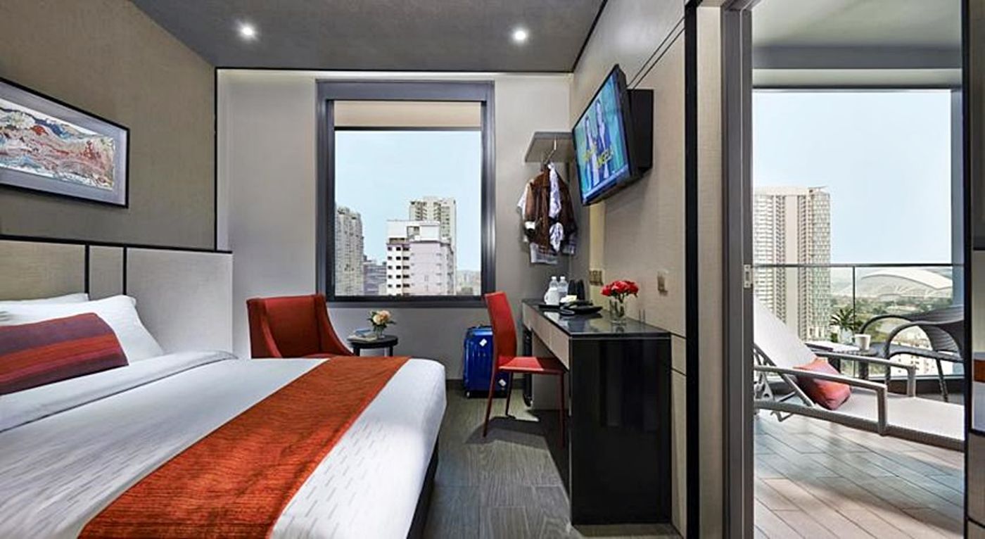 Boss - Singapore - SINGAPORE - General view - 1