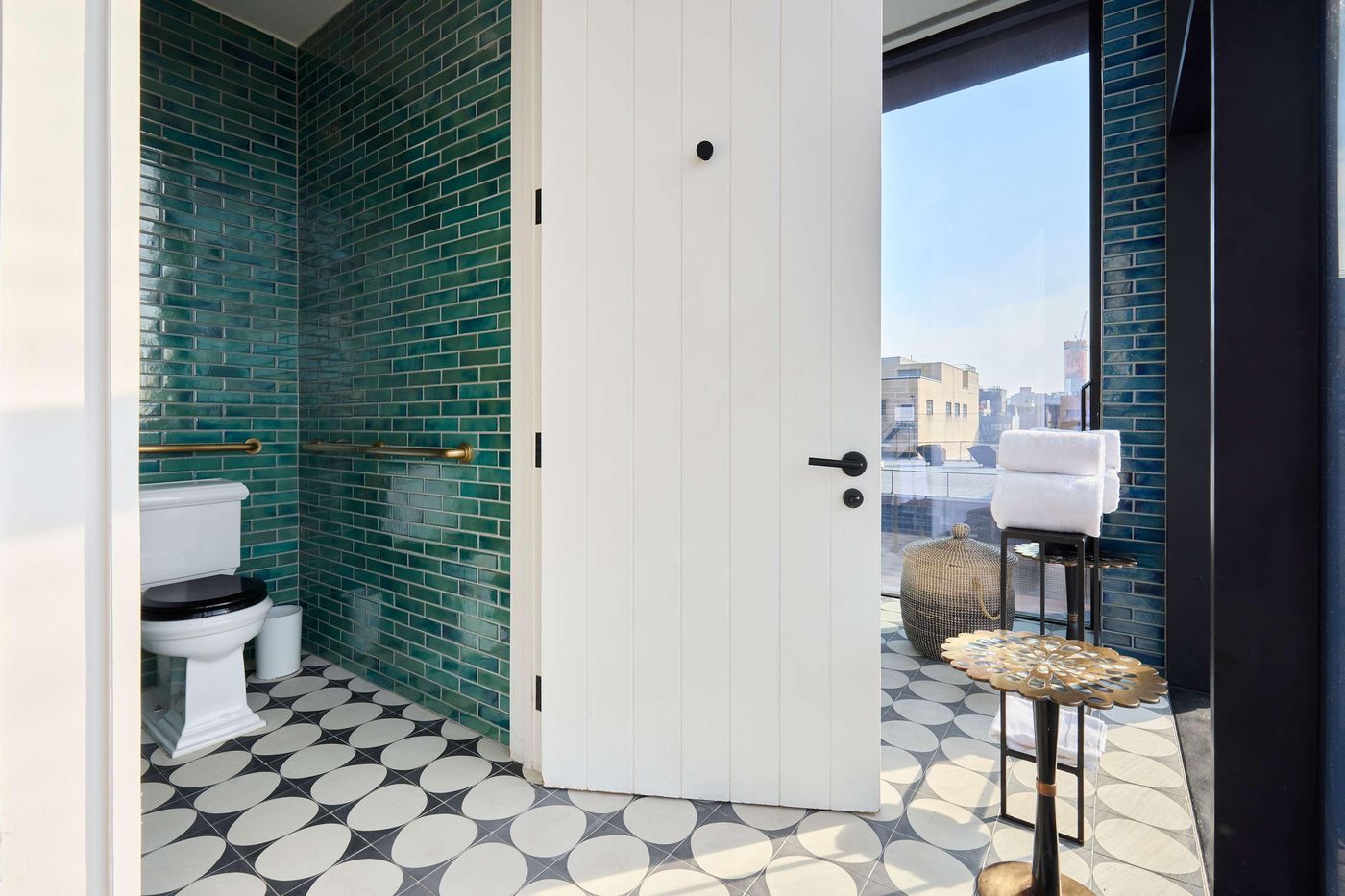 Arlo-Williamsburg-Room-5