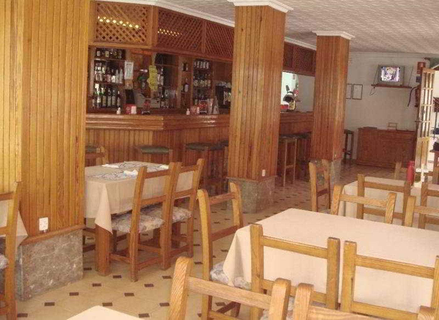 Bahia-de-San-Antonio-Restaurant-40