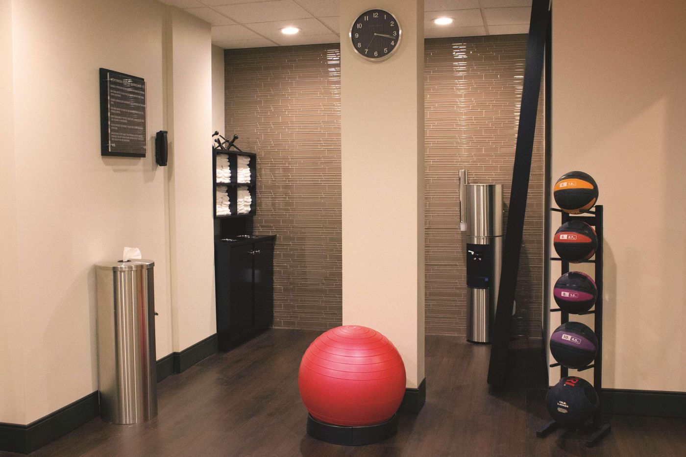 Doubletree-by-Hilton-Boston-Downtown-Sports-and-Entertainment-32